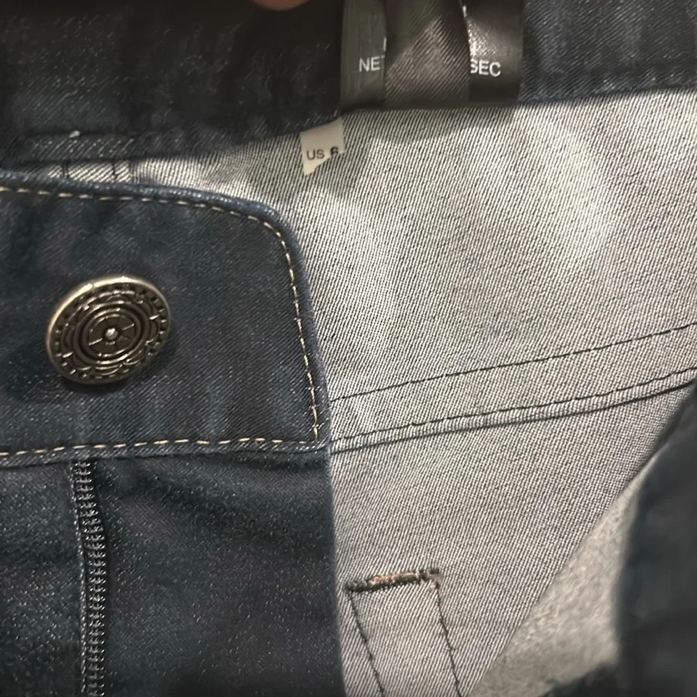 T tahari jeans size us 6, 0% denim content dark navy blue it appears blk in pic - Picture 6 of 15